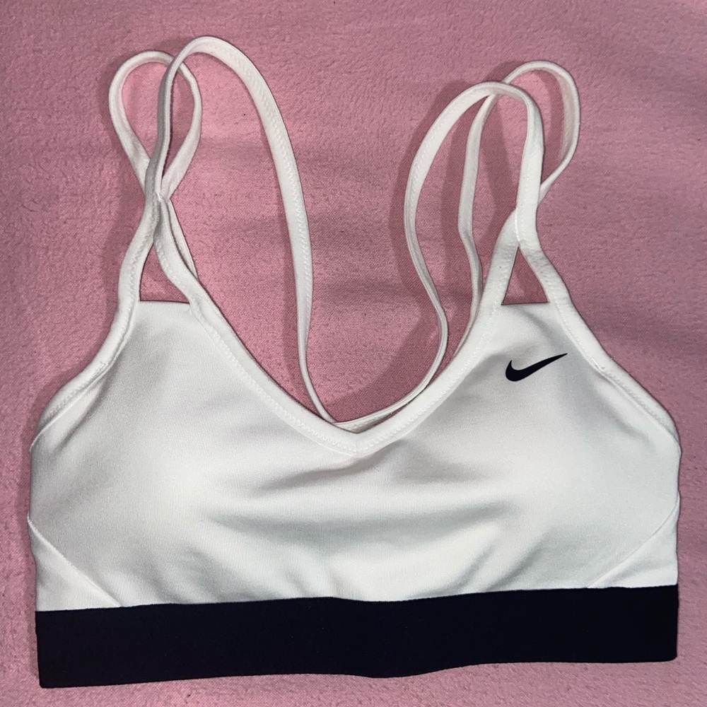 White Nike Sports Padded Sports Bra
